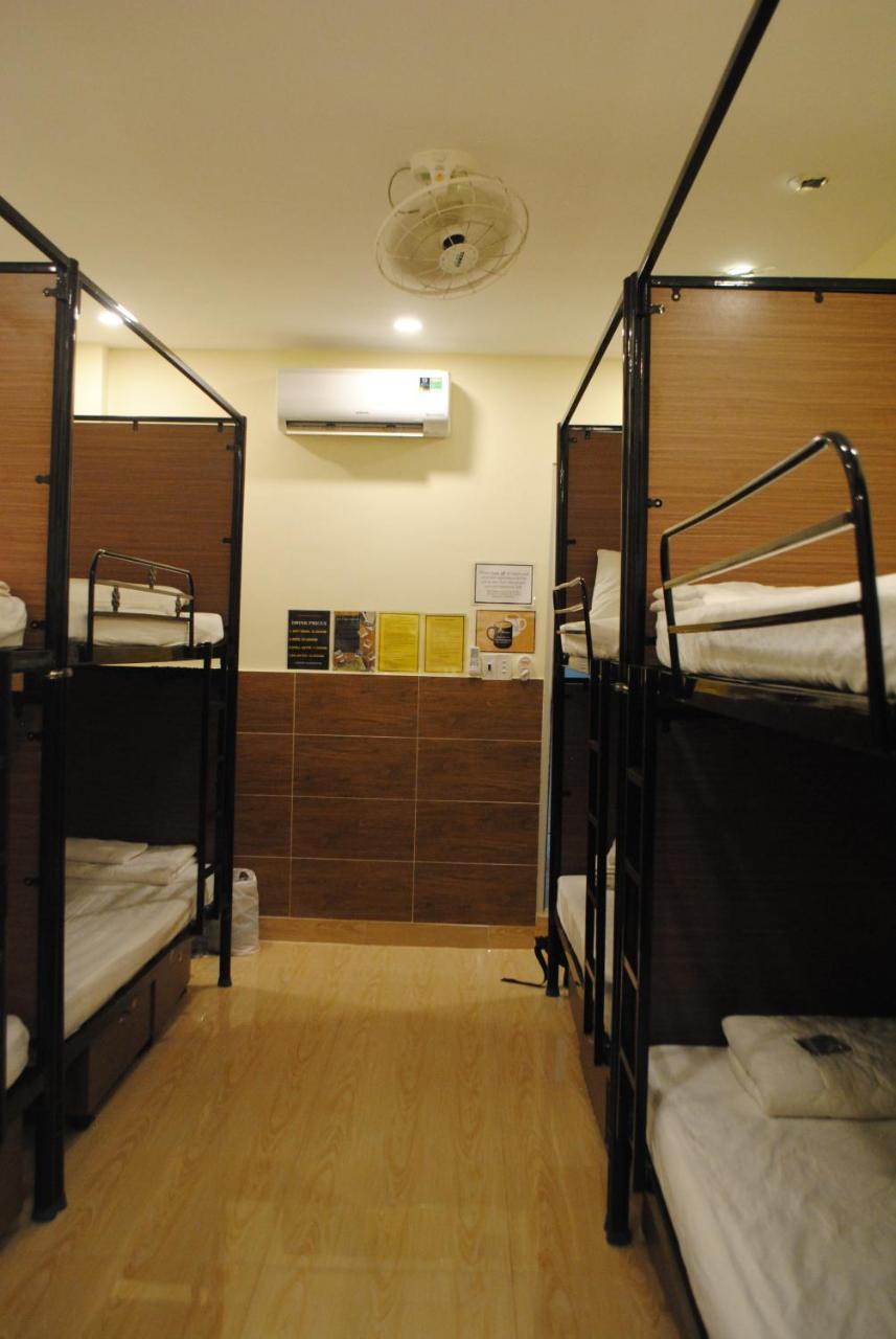 Language Exchange Hostel 1 Хошимин Екстериор снимка