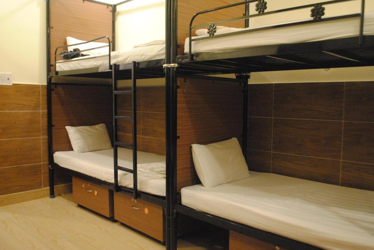Language Exchange Hostel 1 Хошимин Екстериор снимка